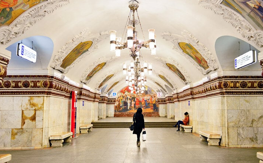 Tàu điện ngầm Moscow (Nga): Kiến trúc tuyệt đẹp và những câu chuyện kỳ bí 6 Tàu điện ngầm Moscow