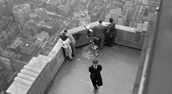 Nhà hát Rialto (Pasadena, California): Nơi một nhân viên đã tự tử bằng cách nhảy từ giàn giáo 6 Nhà hát Rialto toàn cảnh