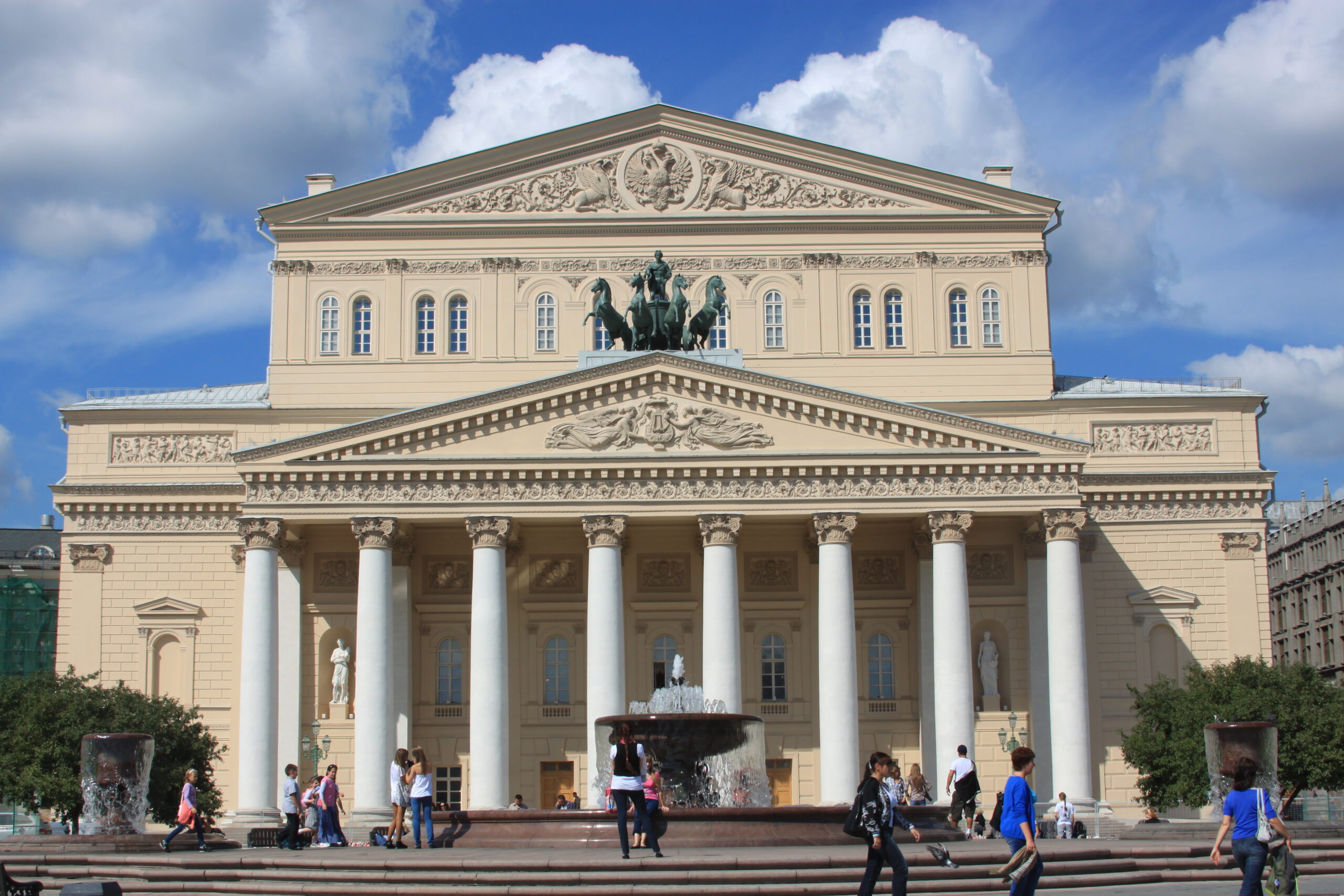 Nhà hát Bolshoi Moscow