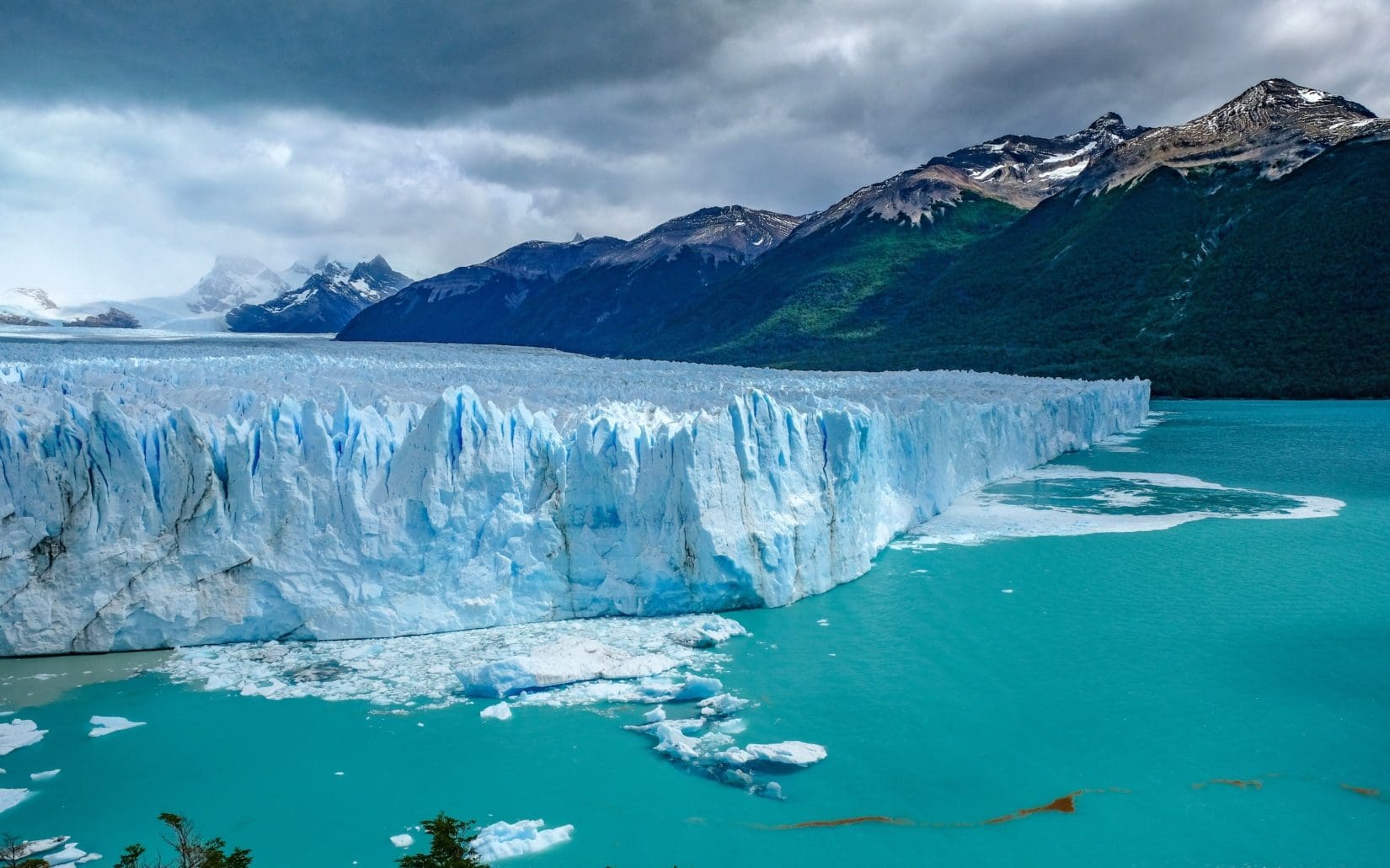 Patagonia – Argentina & Chile: Hành Trình Khám Phá Thiên Nhiên Hoang Sơ Nam Mỹ 7 Sông băng Perito Moreno Patagonia