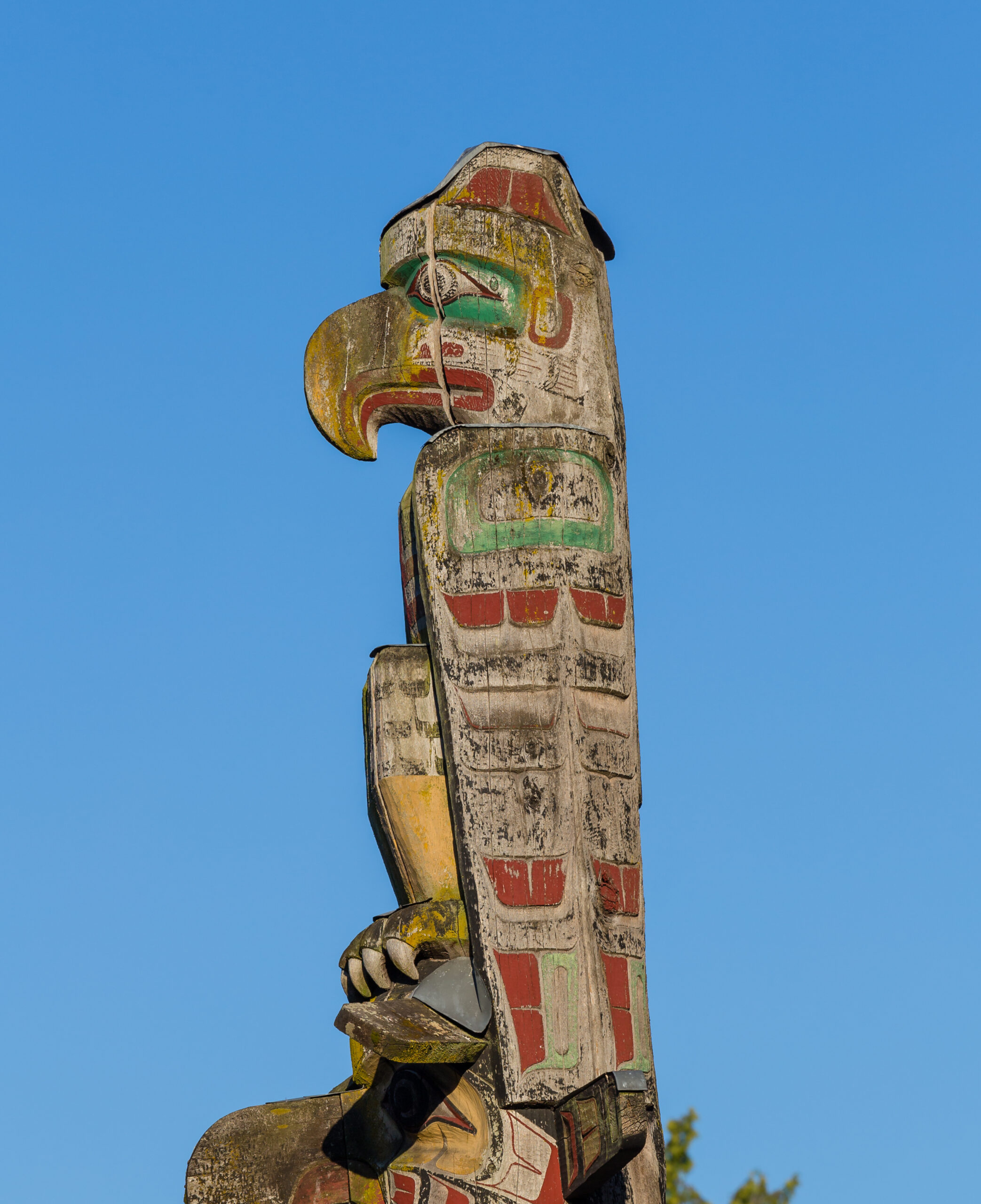 Thunderbird trên cột Totem