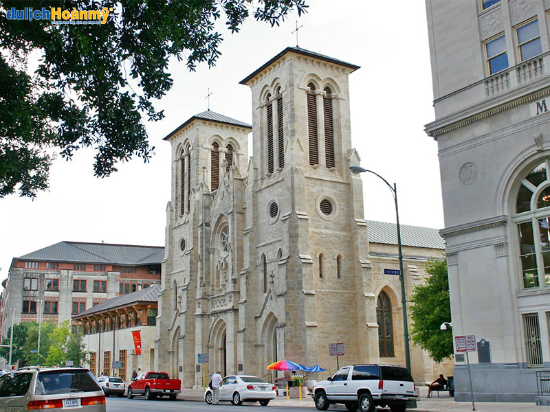 Cách di chuyển đến nhà thờ San Fernando