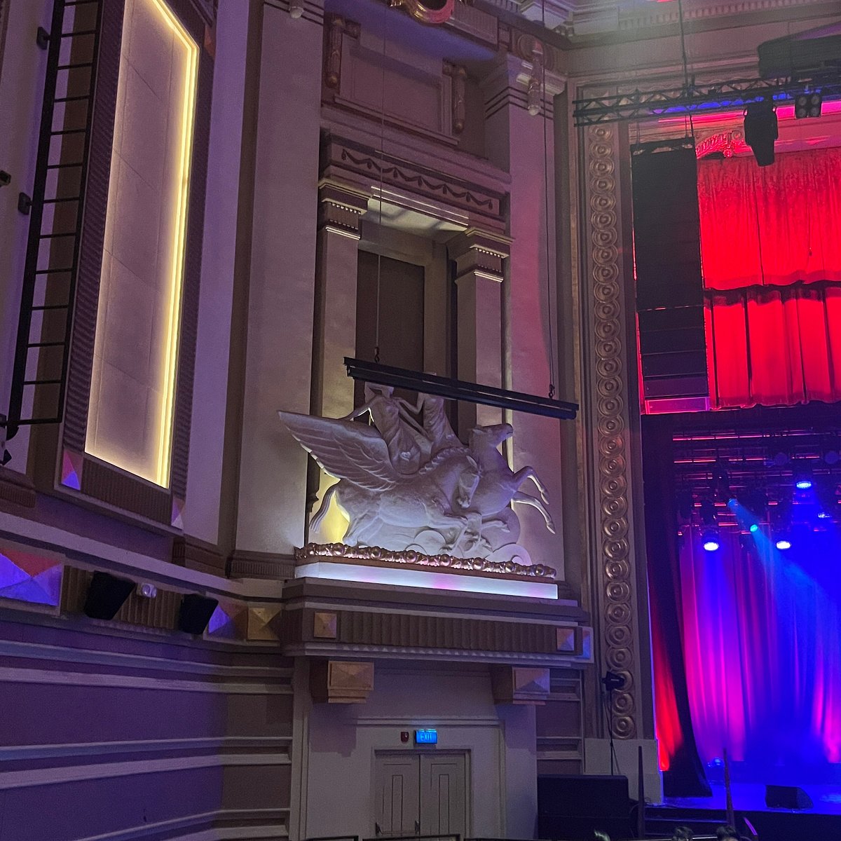 Nhà hát Capitol (Singapore): Nơi có những bóng ma không ghế ngồi và những âm thanh lạ 6 Nhà hát Capitol Singapore