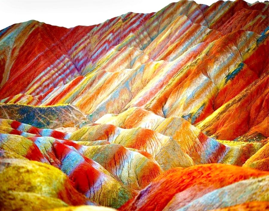 Các lớp địa chất nhiều màu sắc