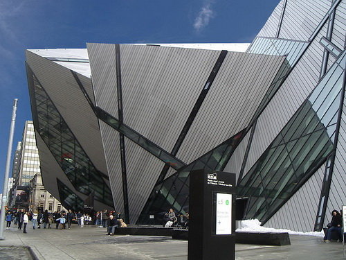 Hành lang bí ẩn trong Tòa nhà Thị chính Toronto