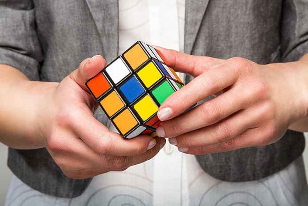 Trò Rubik có hơn 43 tỷ tỷ khả năng sắp xếp – Bí mật đằng sau khối lập phương kỳ diệu 6 Lịch sử phát minh Rubik