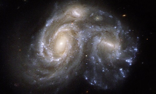 Một số thiên hà va chạm và hợp nhất thành thiên hà lớn hơn 7 Va chạm Milky Way và Andromeda