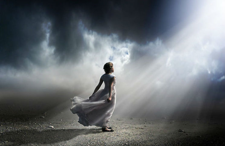 Trải Nghiệm Cận Tử (NDE) Và Câu Hỏi Về Bản Chất Của Thực Tại 4 neard31 550x4001 1