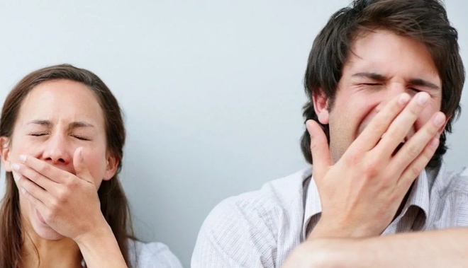 Ng&aacute;p l&acirc;y lan giữa người