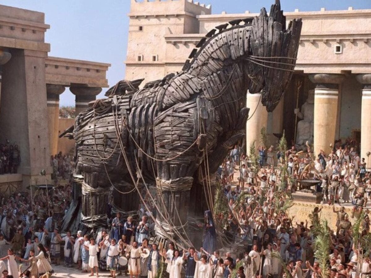 ngua go thanh troy 4 1200x900 1