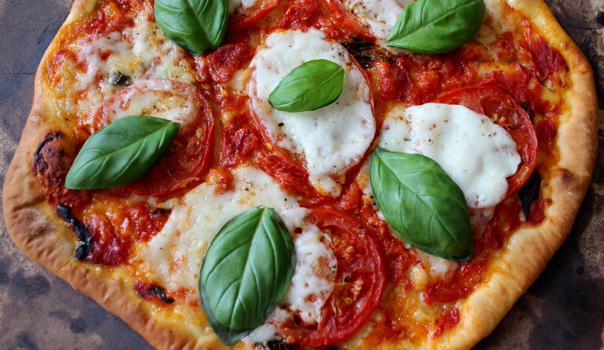 Pizza Margherita truyền thống