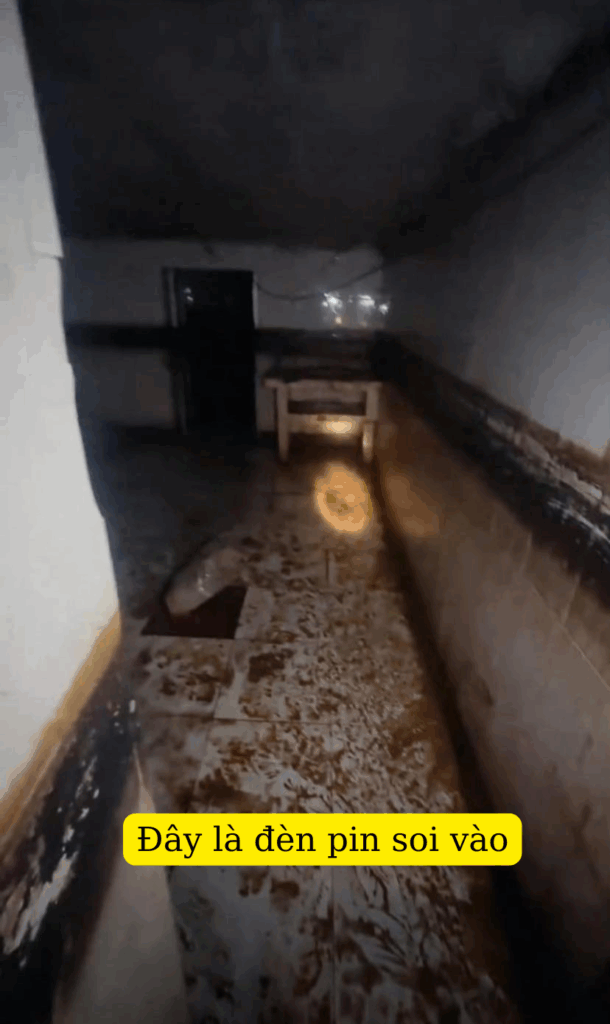 tai sao chi co bon tam ma khong co nha ve sinh 2 17586030517851806018336 1758605217325 17586052176161409216892 1758618371813 17586183720821500214974