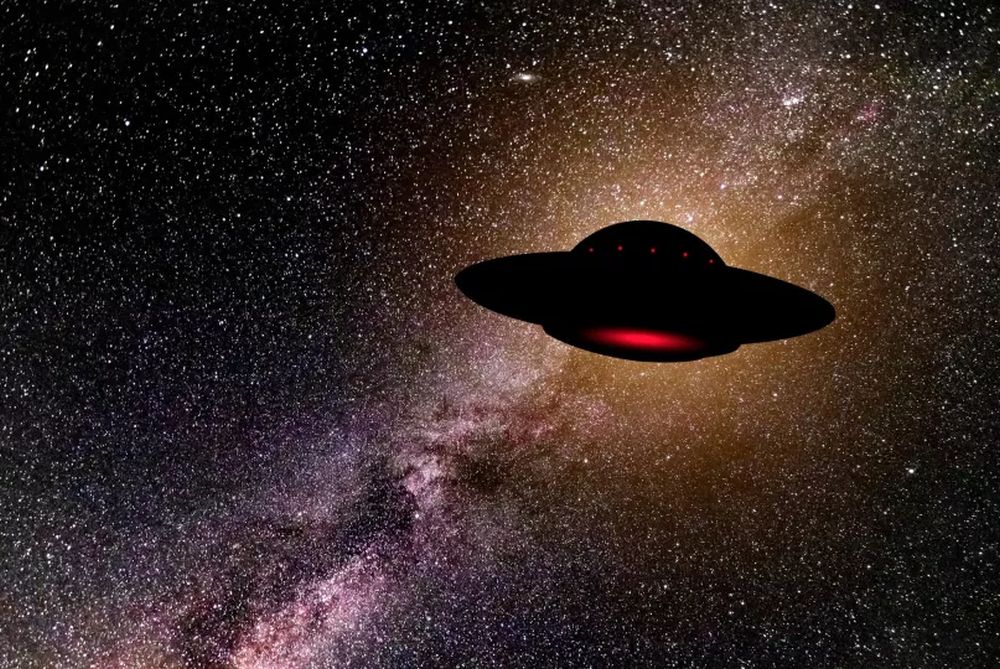 T&iacute;n hiệu từ kh&ocirc;ng gian