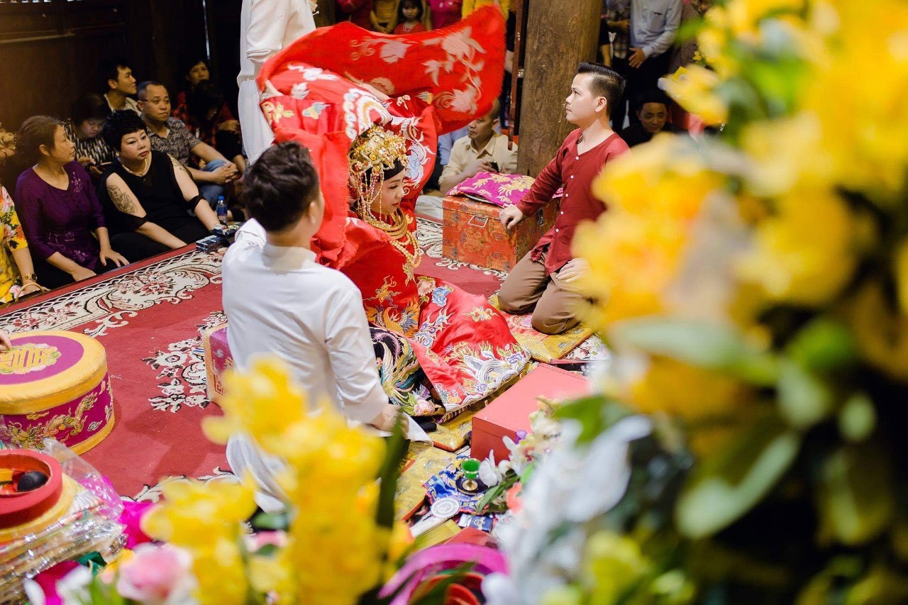 Bàn thờ Thành Hoàng làng