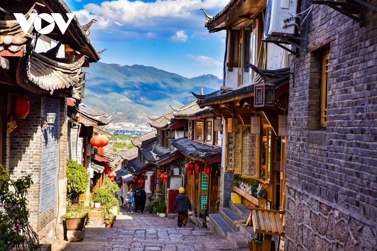 kiến trúc cổ trên cao nguyên