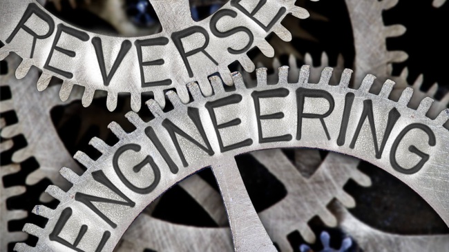 Minh họa phân tích mã phần mềm trong công cụ reverse engineering hiển thị cấu trúc logic chương trình