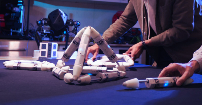 Sơ đồ nguyên lý tự nhân bản theo cấp số nhân của robot Von Neumann Probe trong vũ trụ